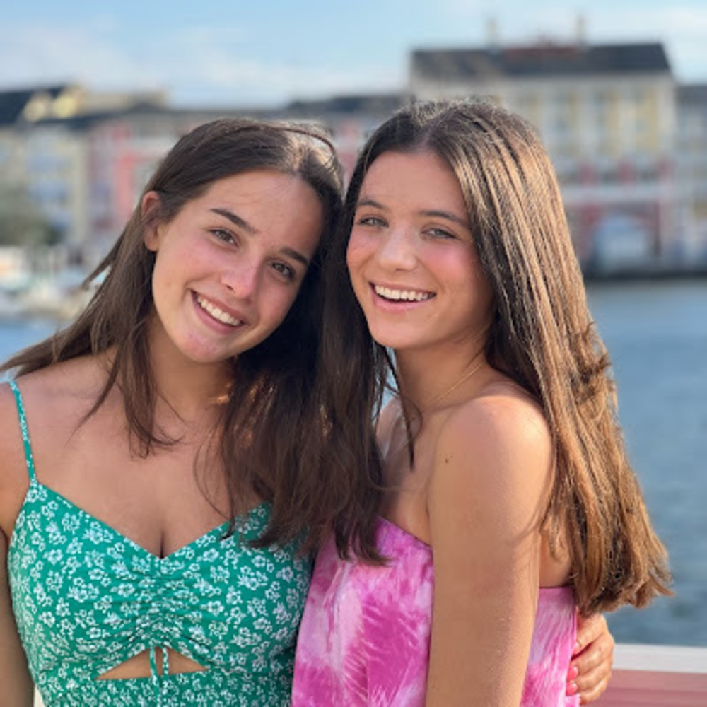 Meet your Posher, Brielle